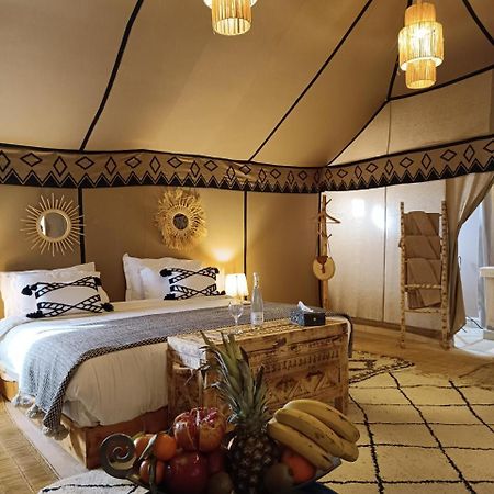 Merzouga Traditional Luxury Camp ภายนอก รูปภาพ