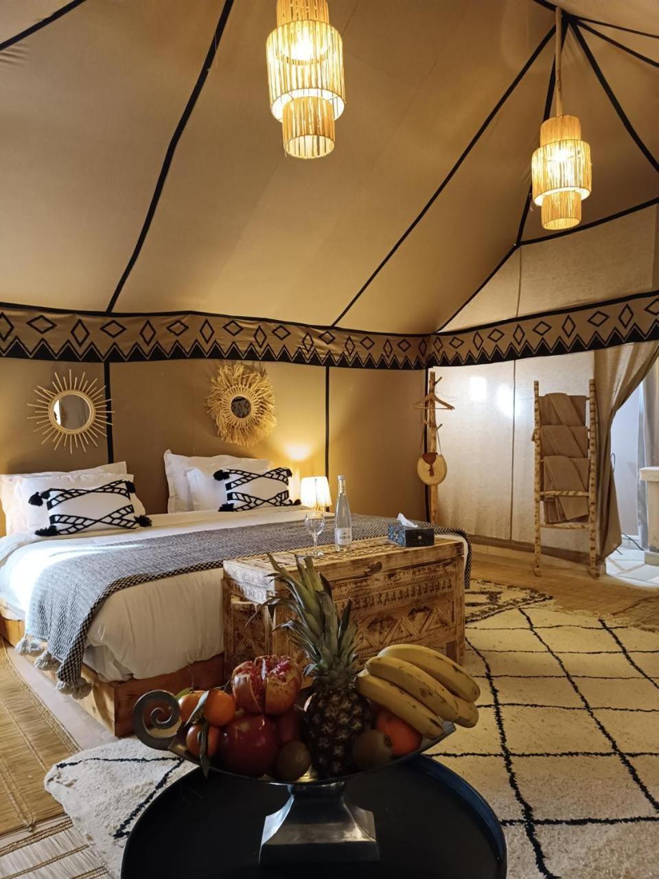 Merzouga Traditional Luxury Camp ภายนอก รูปภาพ