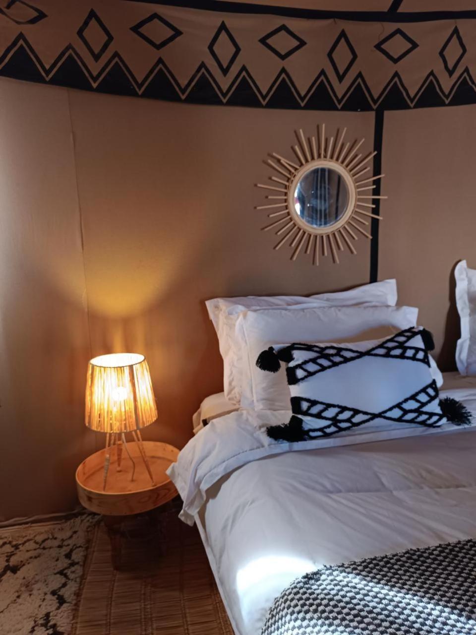 Merzouga Traditional Luxury Camp ภายนอก รูปภาพ